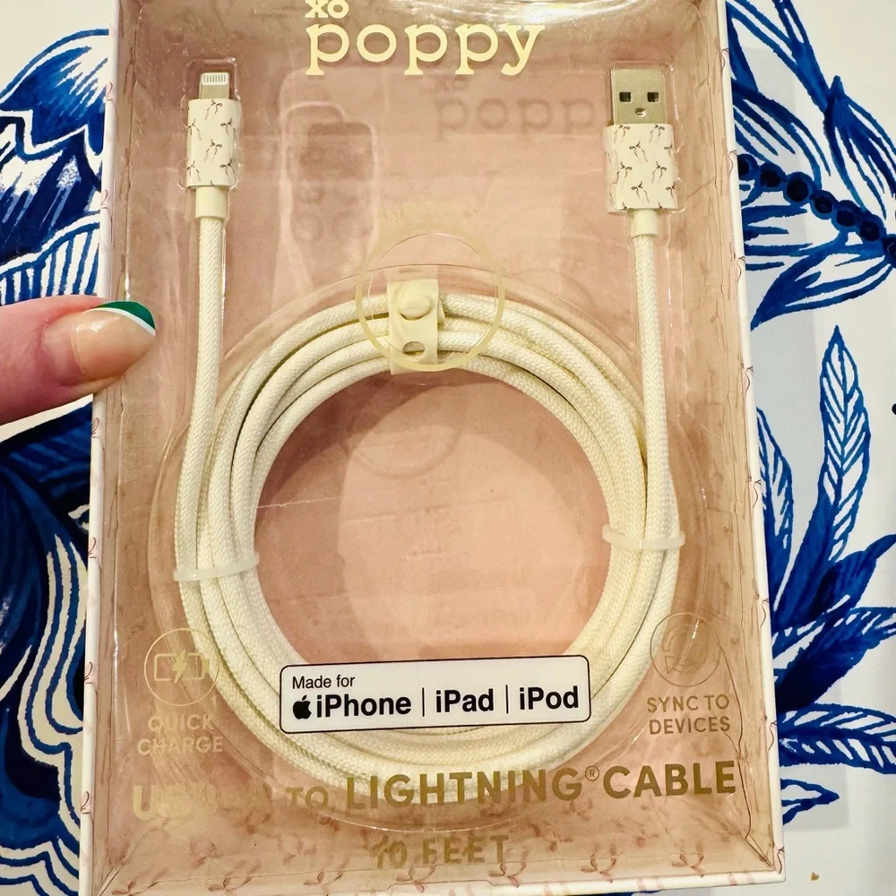 🎀NIB iPhone iPad iPod USB-A to Lightning Cable, 10 feet long, pink bow 🎀 design